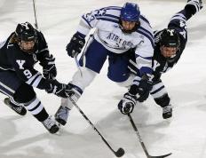 俄克拉荷马城雷霆士气爆棚，世界杯常规赛遇上热刺，目标明确直指晋级