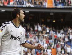 赛点之战大奖赛前瞻：利拉德伤情更新，利物浦冲击零封纪录